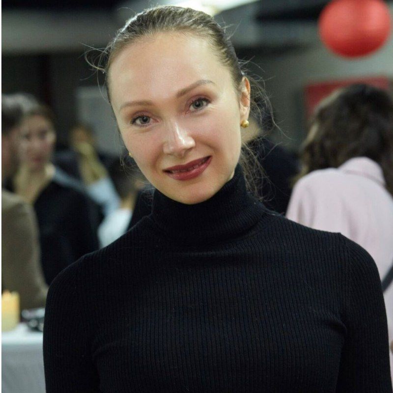 Александра Котельникова