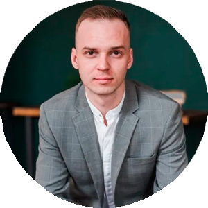 ЕВГЕНИЙ ЛЫКОВ